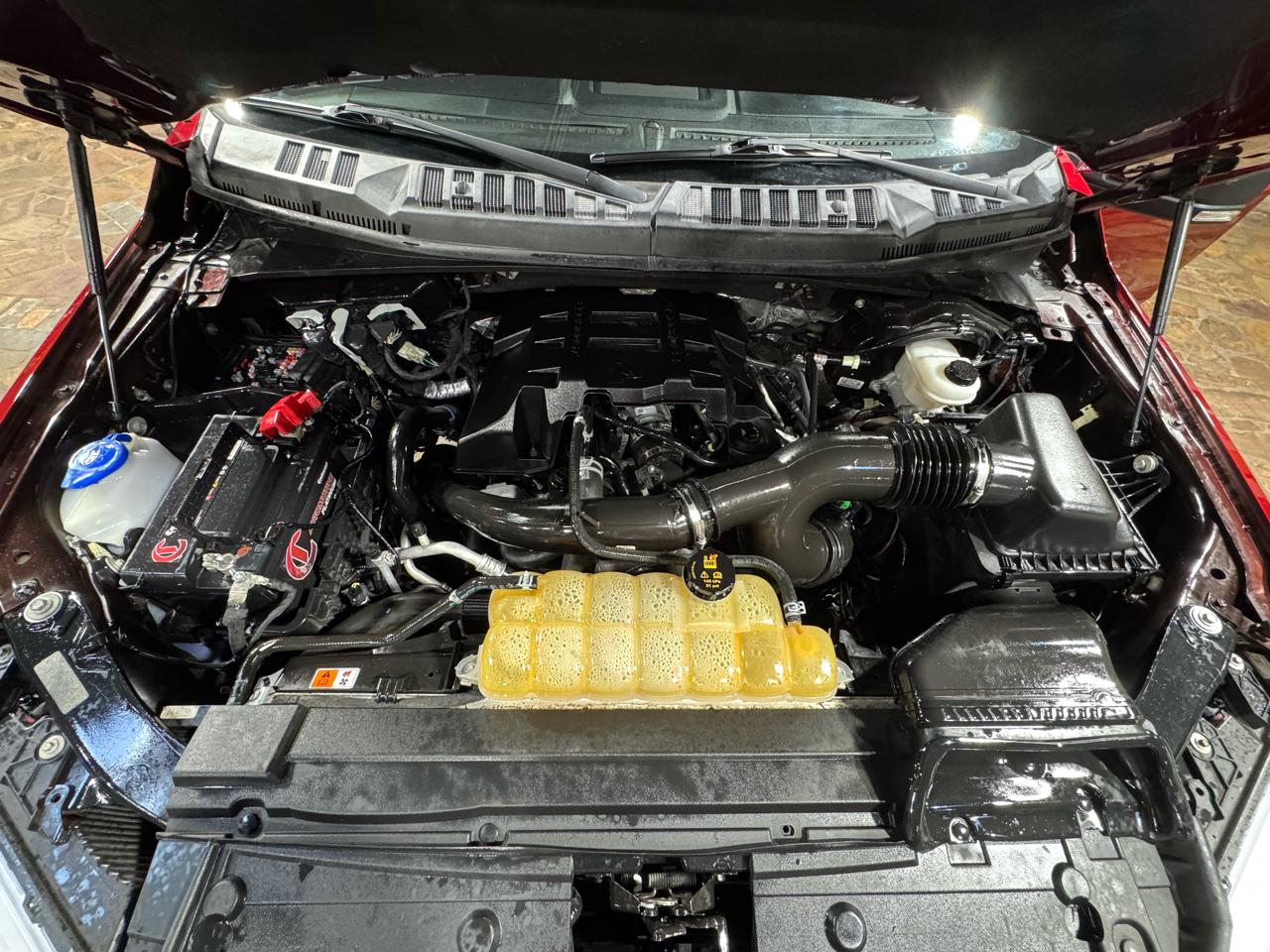 Ford F-150 4WD SuperCrew 145" XLT 2018