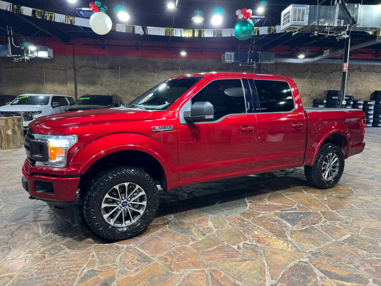 Ford F-150 4WD SuperCrew 145" XLT 2018
