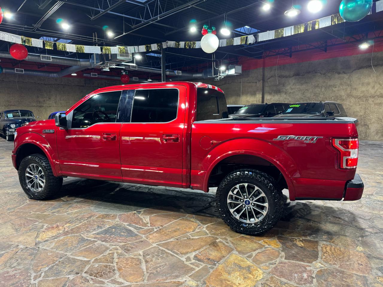 Ford F-150 4WD SuperCrew 145" XLT 2018