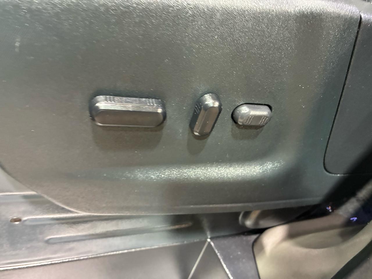 Ford Transit Cargo Van T-150 130" Low Rf 8670 GVWR AWD 2022