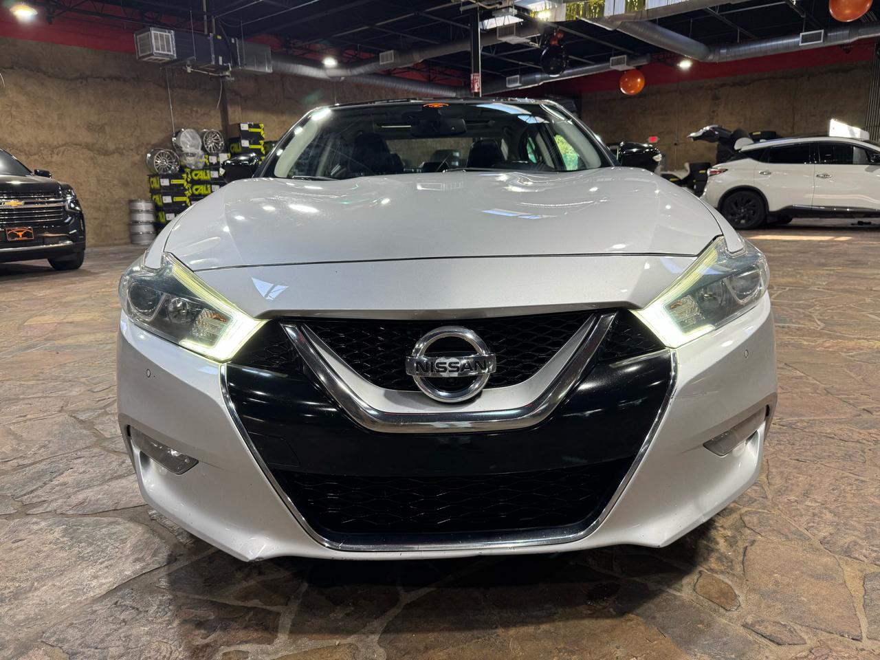Nissan Maxima 4dr Sdn 3.5 Platinum 2016