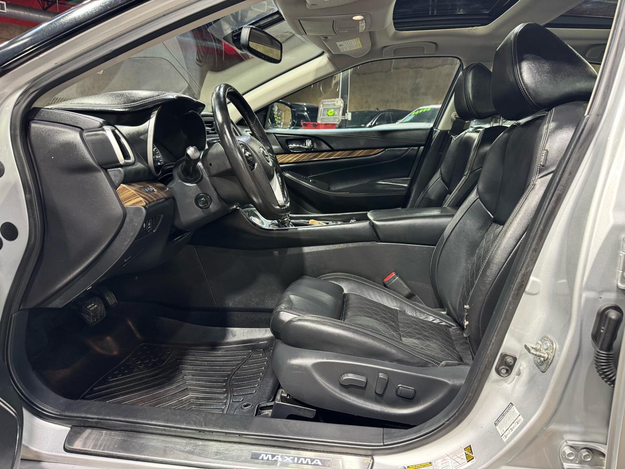 Nissan Maxima 4dr Sdn 3.5 Platinum 2016