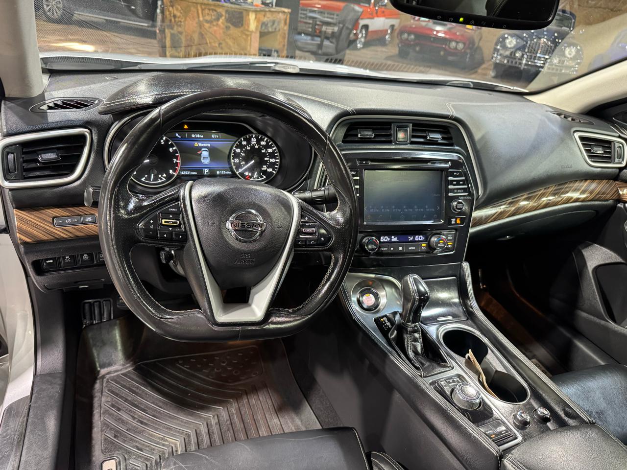 Nissan Maxima 4dr Sdn 3.5 Platinum 2016