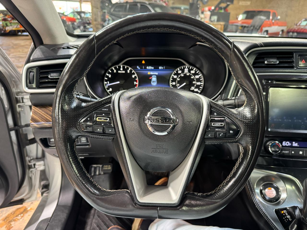 Nissan Maxima 4dr Sdn 3.5 Platinum 2016