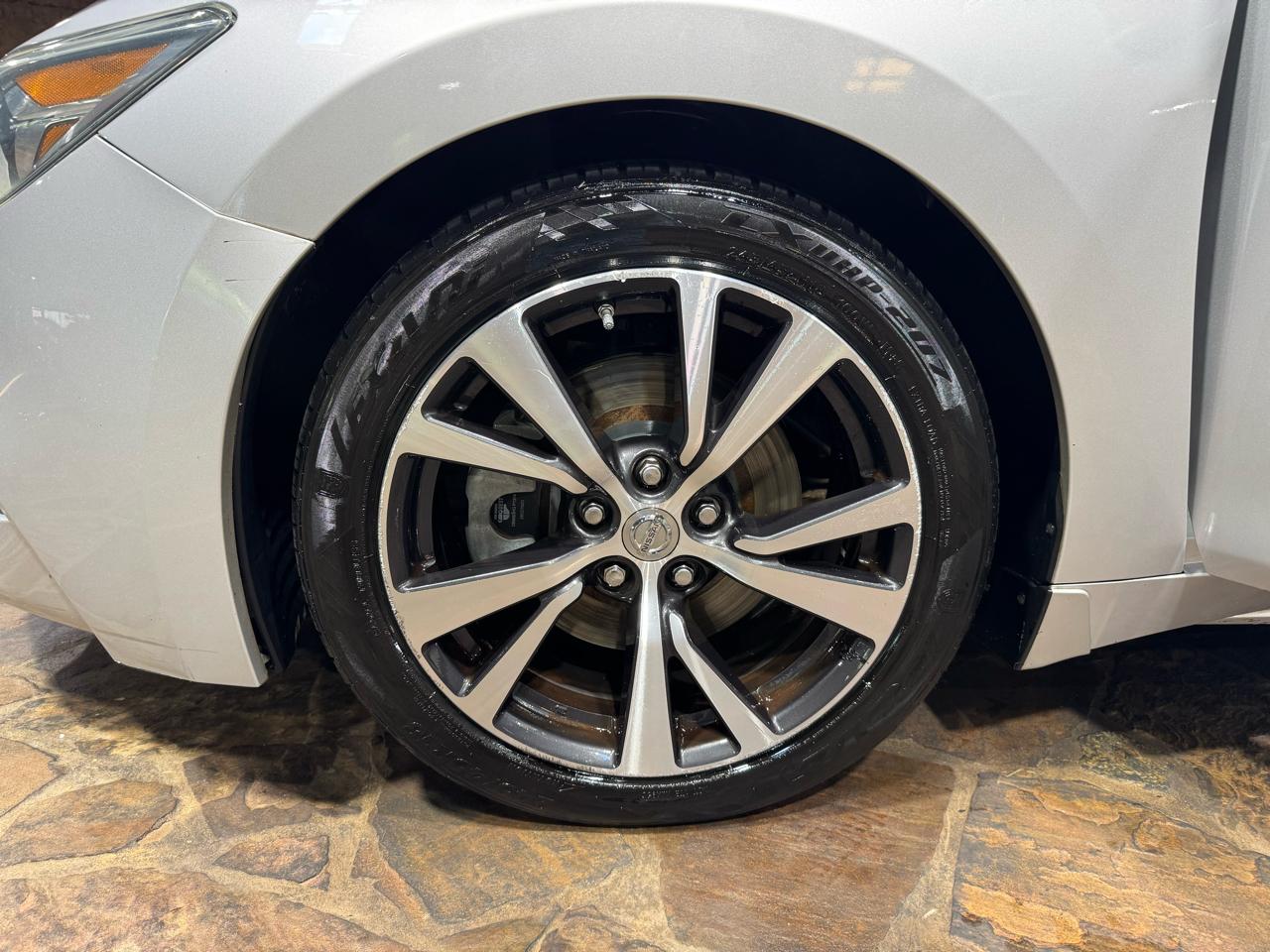 Nissan Maxima 4dr Sdn 3.5 Platinum 2016