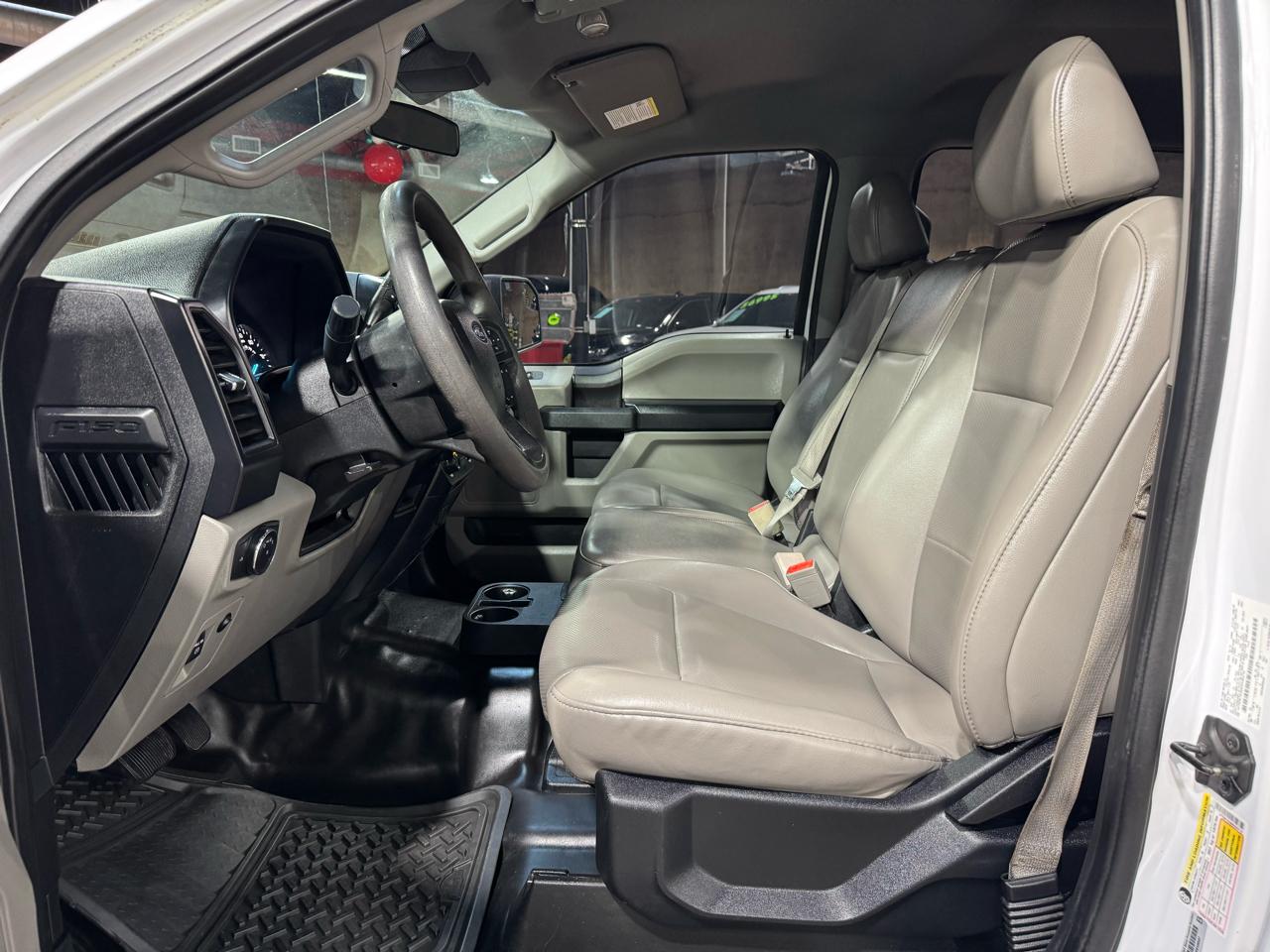 Ford F-150 2WD SuperCrew 145" XL 2019