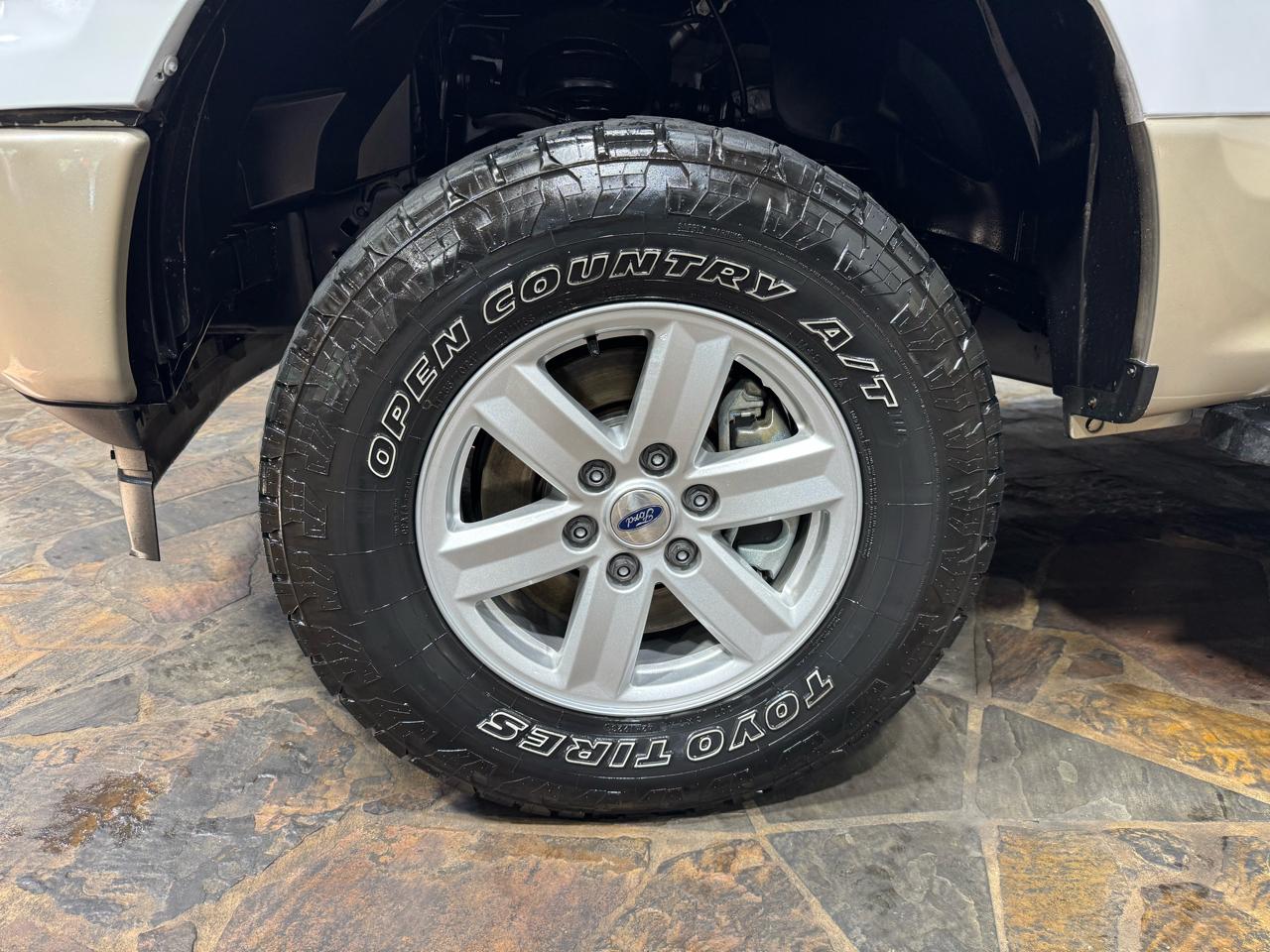 Ford F-150 2WD SuperCrew 145" XL 2019