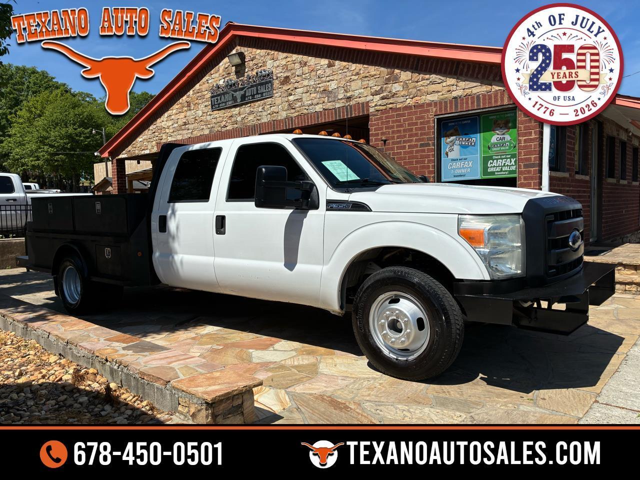 2015 Ford Super Duty F-350 DRW 2WD Crew Cab 176" WB 60" CA Lariat