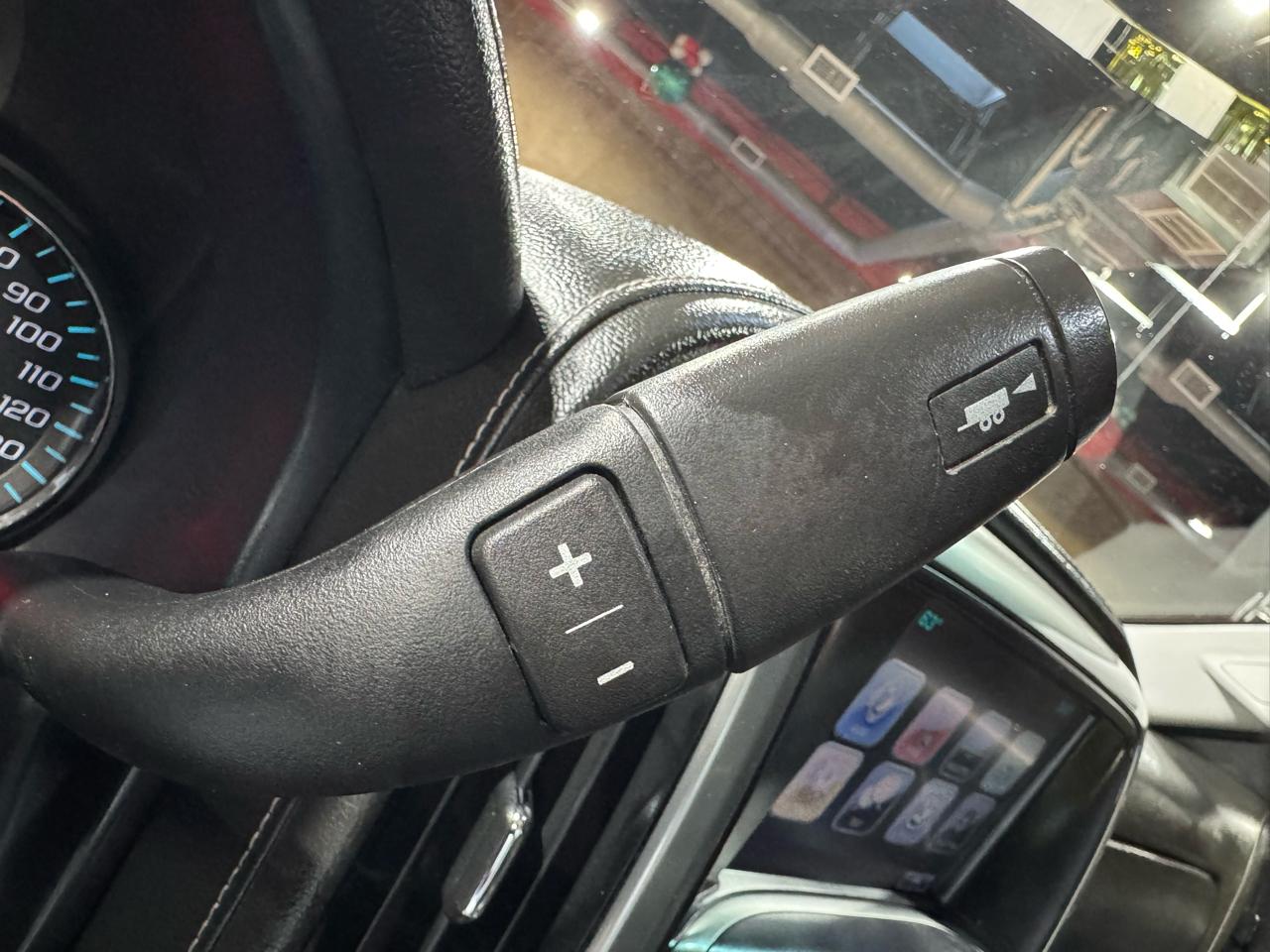 Chevrolet Silverado 1500 4WD Crew Cab 143.5" LTZ w/1LZ 2017