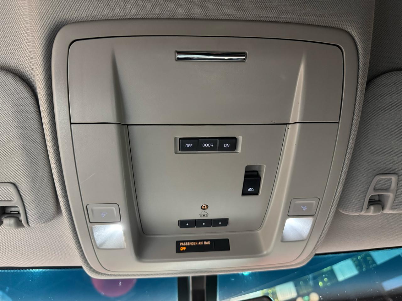 Chevrolet Silverado 1500 4WD Crew Cab 143.5" LTZ w/1LZ 2017