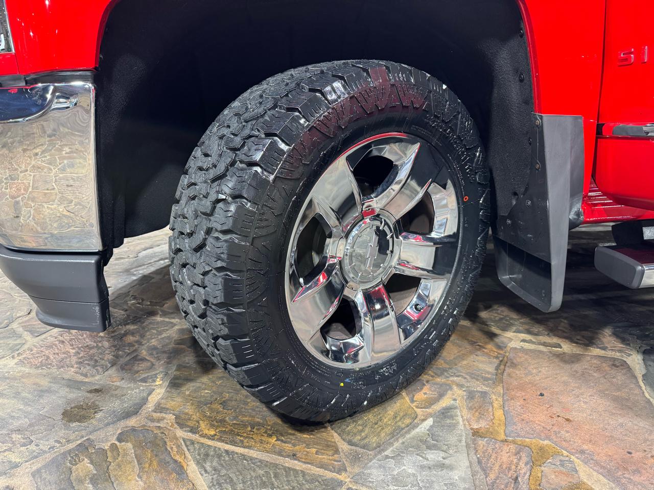 Chevrolet Silverado 1500 4WD Crew Cab 143.5" LTZ w/1LZ 2017