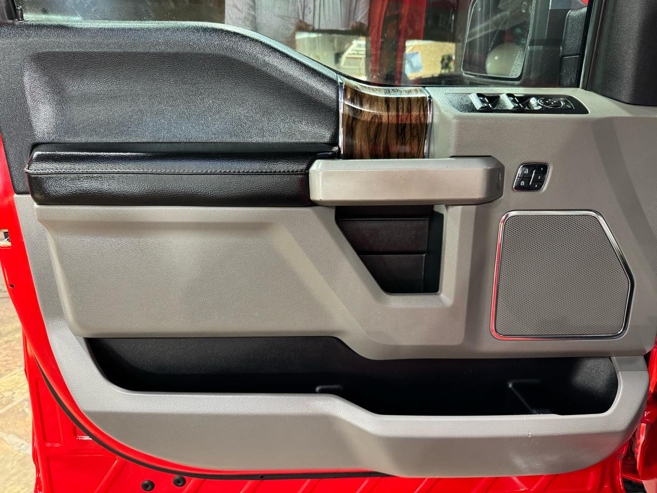 Ford F-150 Lariat SuperCrew 5.5-ft. Bed 4WD 2018