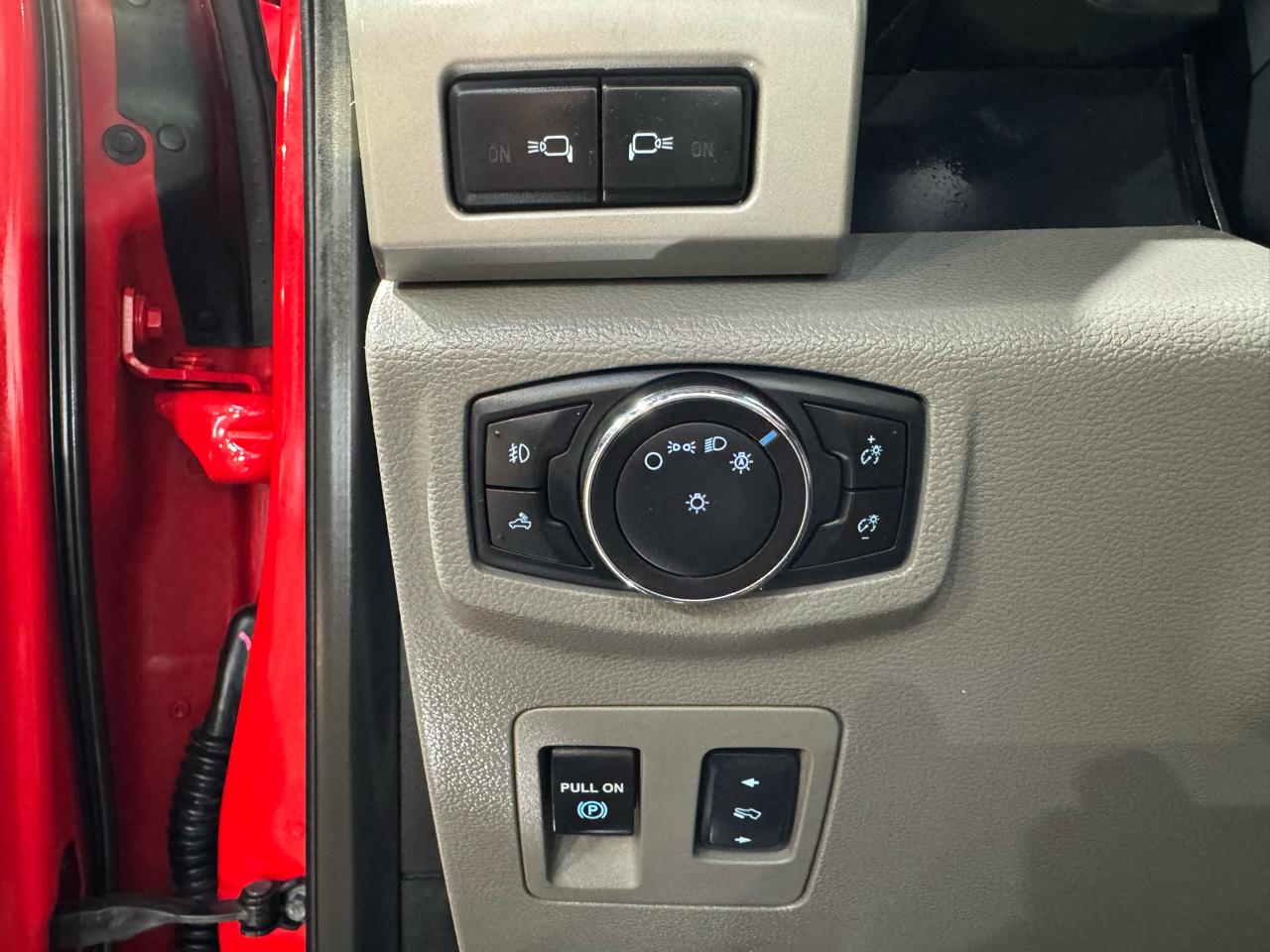 Ford F-150 Lariat SuperCrew 5.5-ft. Bed 4WD 2018