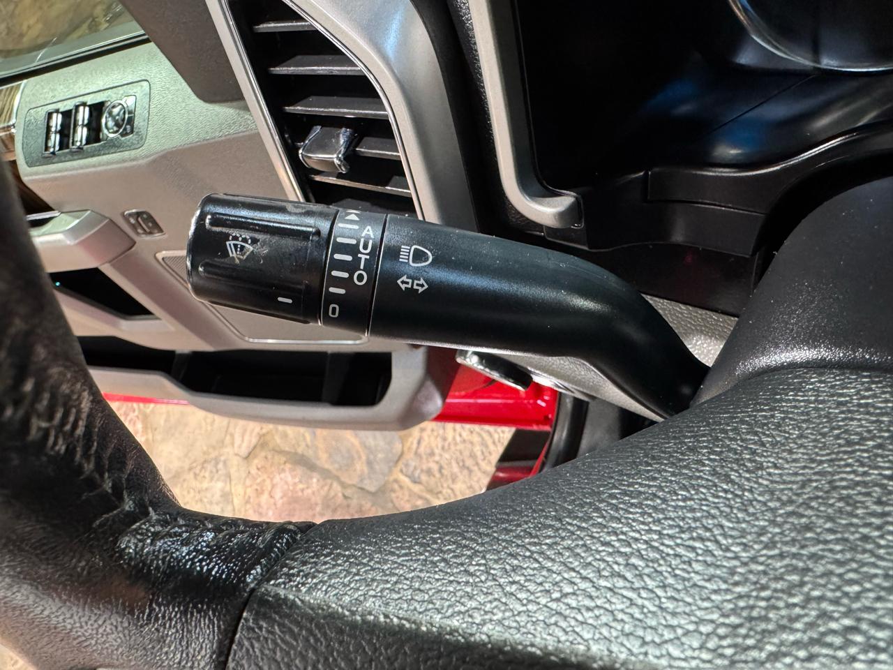 Ford F-150 Lariat SuperCrew 5.5-ft. Bed 4WD 2018