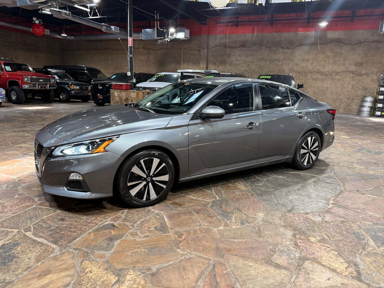 Nissan Altima 2.5 SV Sedan 2022