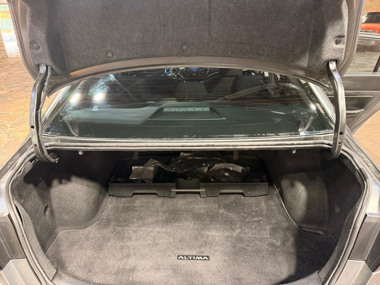 Nissan Altima 2.5 SV Sedan 2022