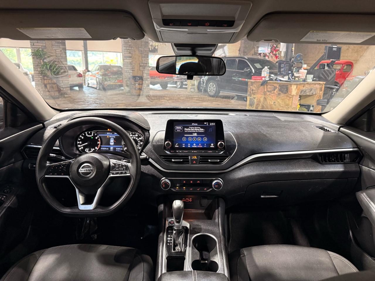 Nissan Altima 2.5 SV Sedan 2022