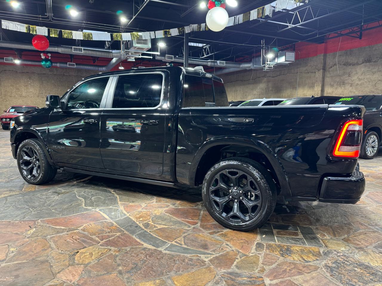 RAM 1500 Limited 4x2 Crew Cab 5'7" Box 2021