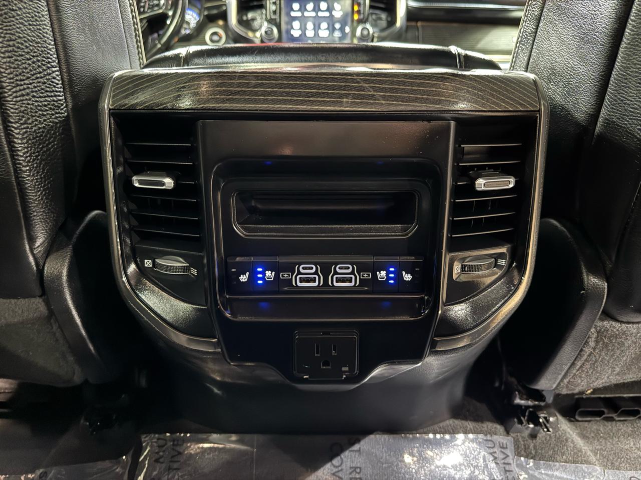 RAM 1500 Limited 4x2 Crew Cab 5'7" Box 2021