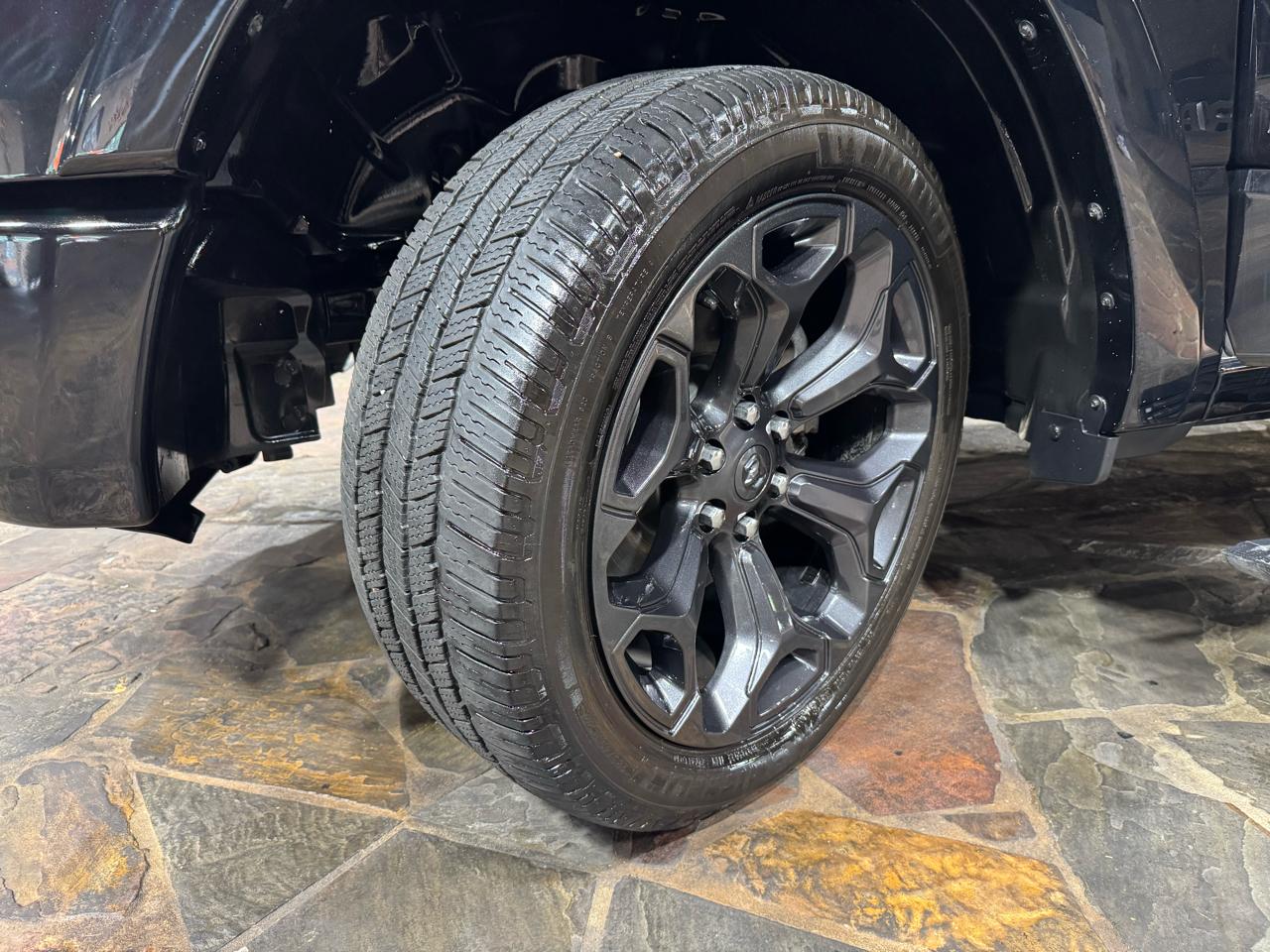 RAM 1500 Limited 4x2 Crew Cab 5'7" Box 2021