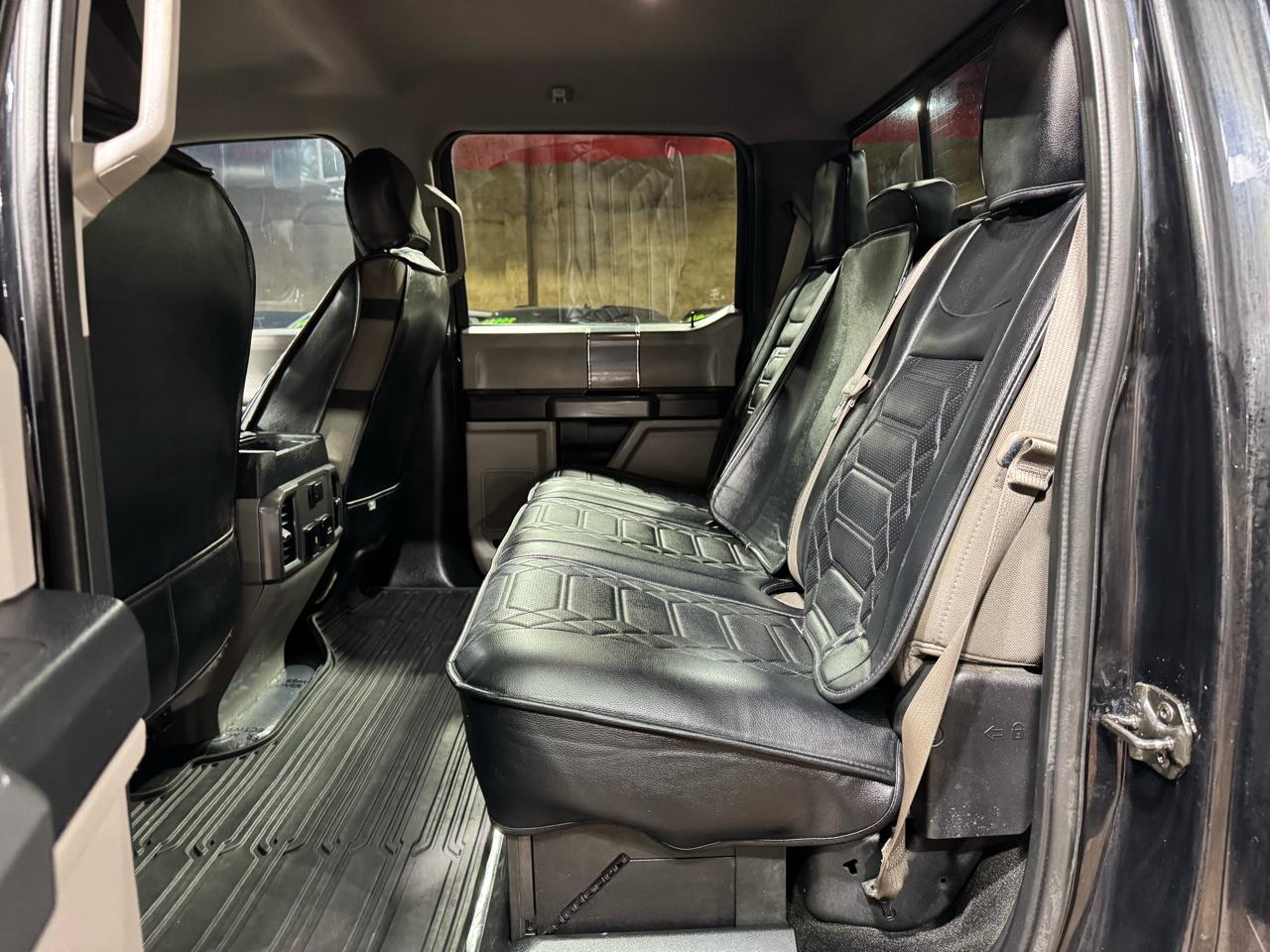 Ford Super Duty F-250 SRW XLT 4WD Crew Cab 8' Box 2017