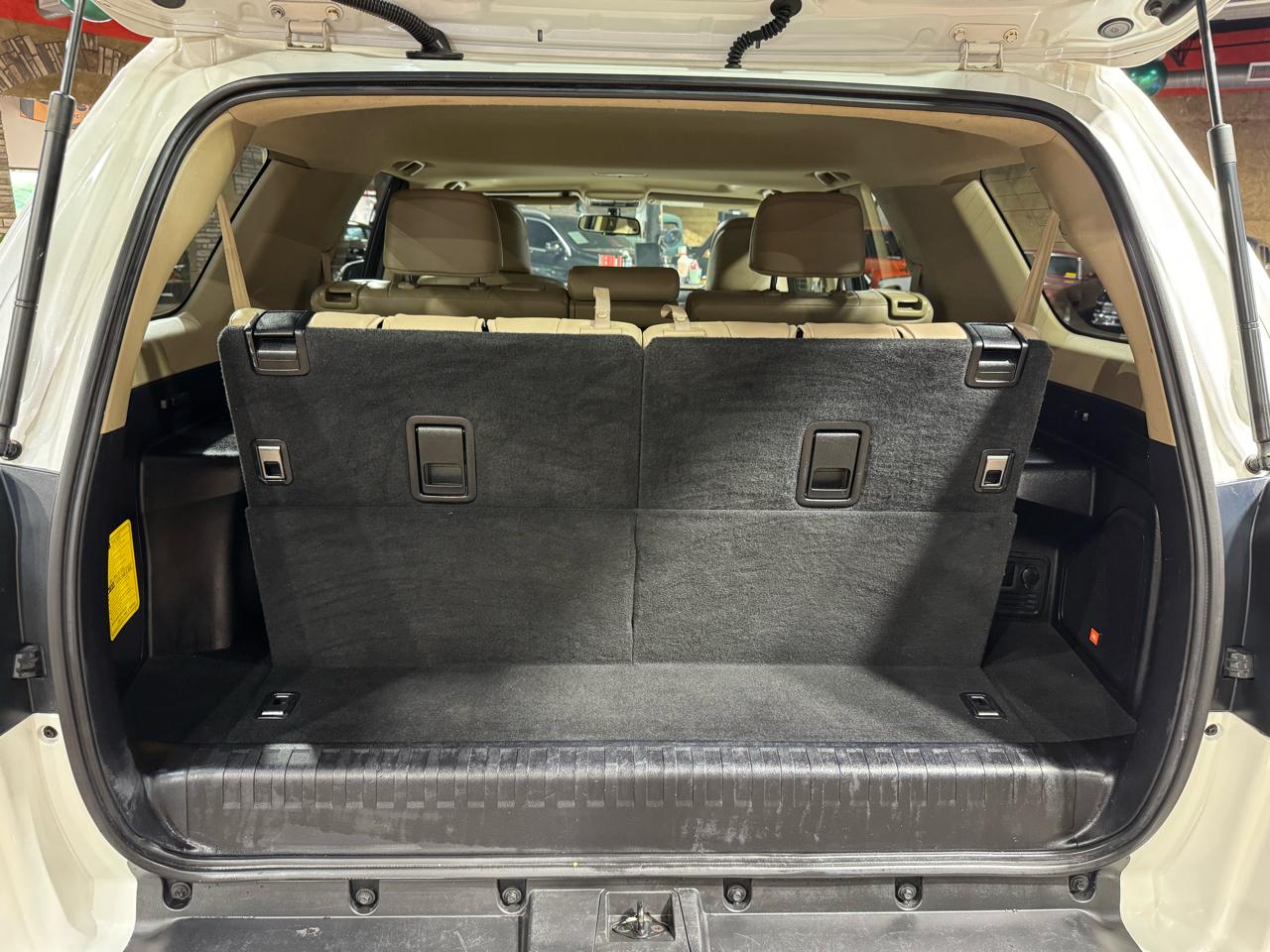 Toyota 4Runner RWD 4dr V6 SR5 Premium (Natl) 2016