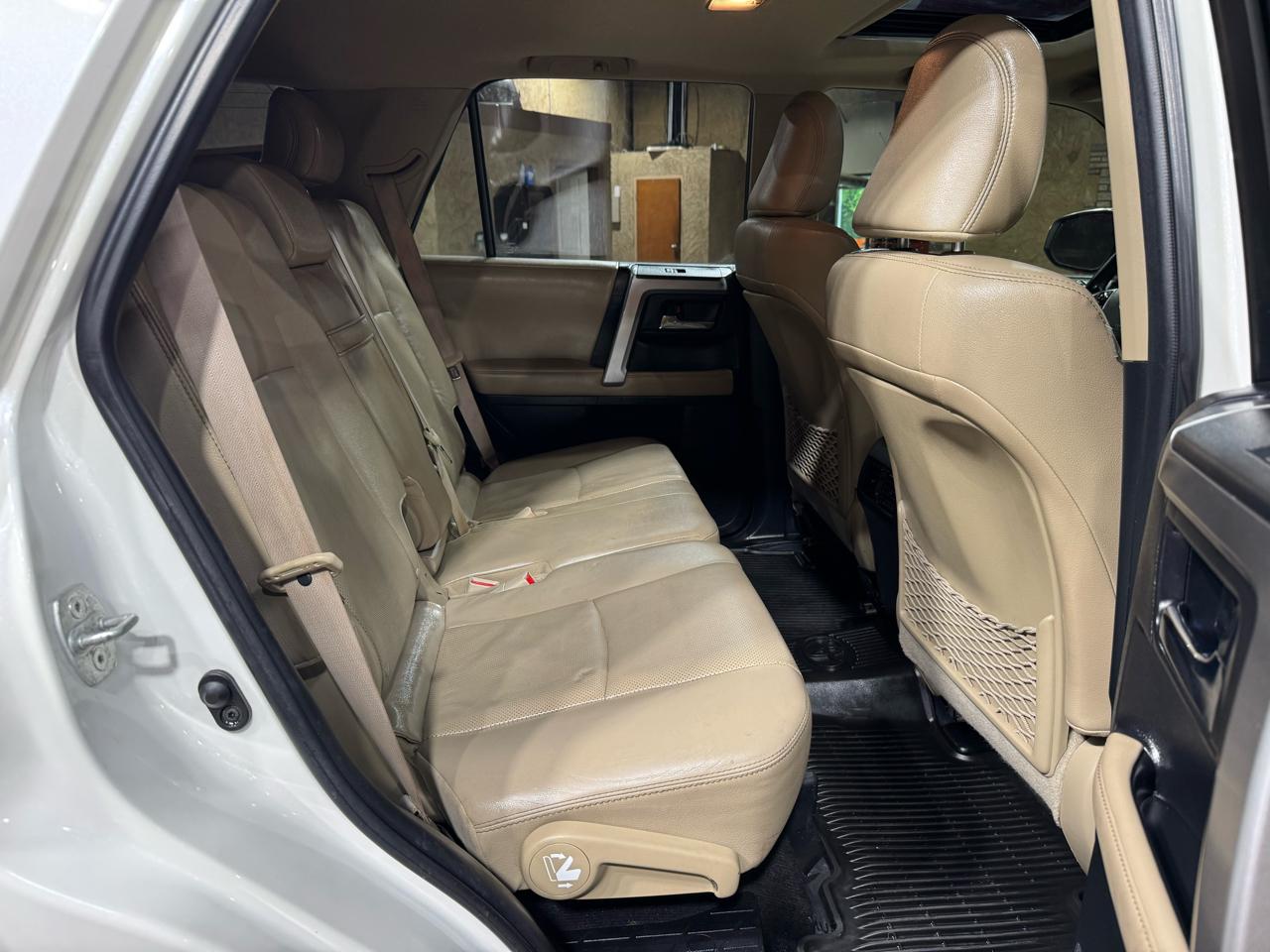 Toyota 4Runner RWD 4dr V6 SR5 Premium (Natl) 2016