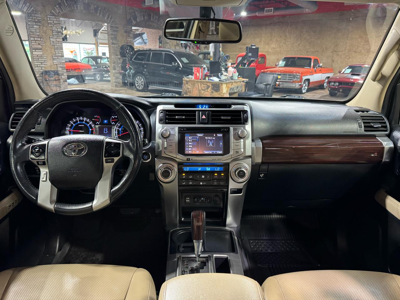 Toyota 4Runner RWD 4dr V6 SR5 Premium (Natl) 2016