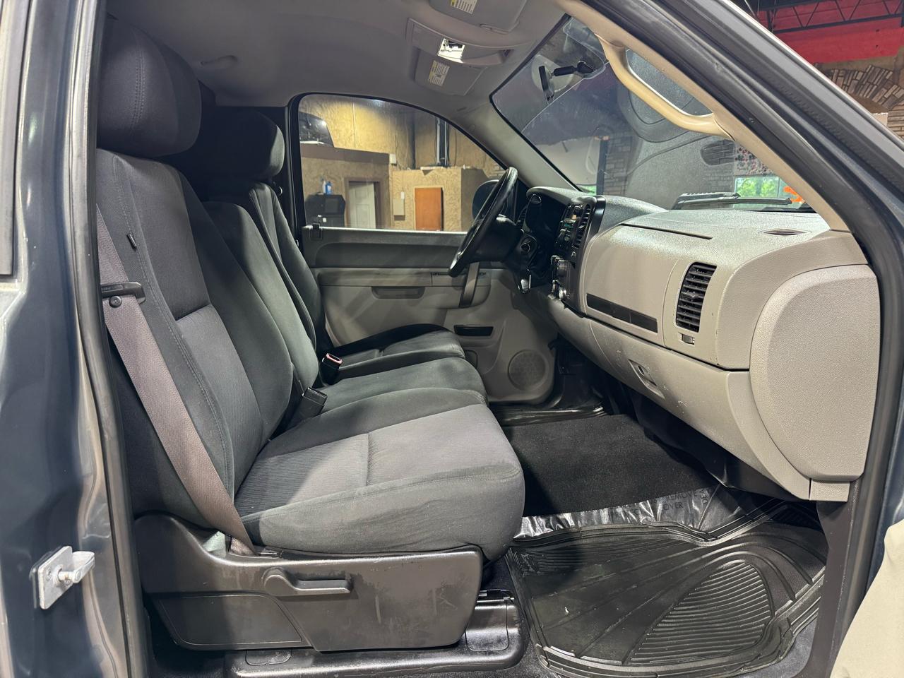 GMC Sierra 1500 2WD Reg Cab 119.0" Work Truck 2011