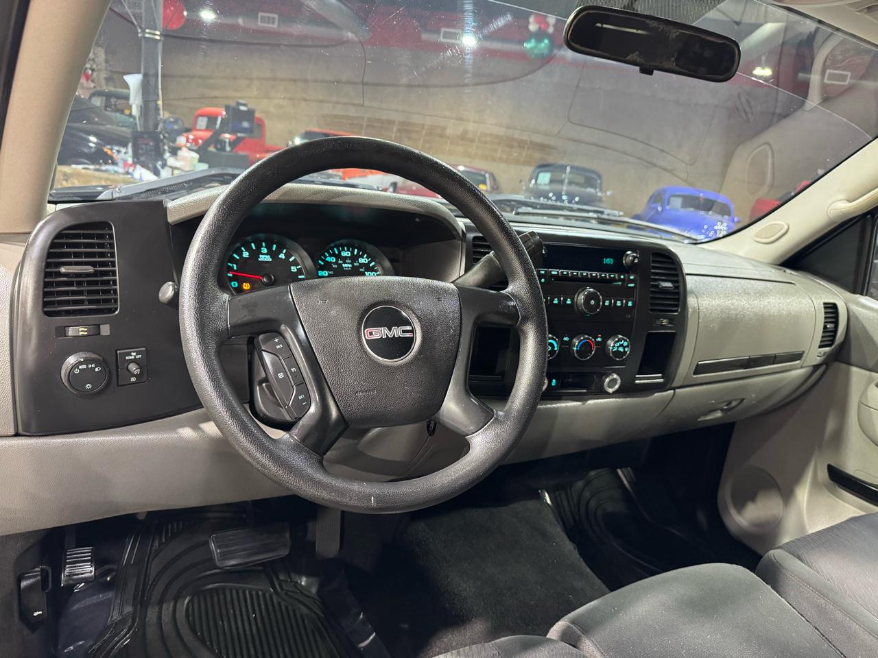 GMC Sierra 1500 2WD Reg Cab 119.0" Work Truck 2011