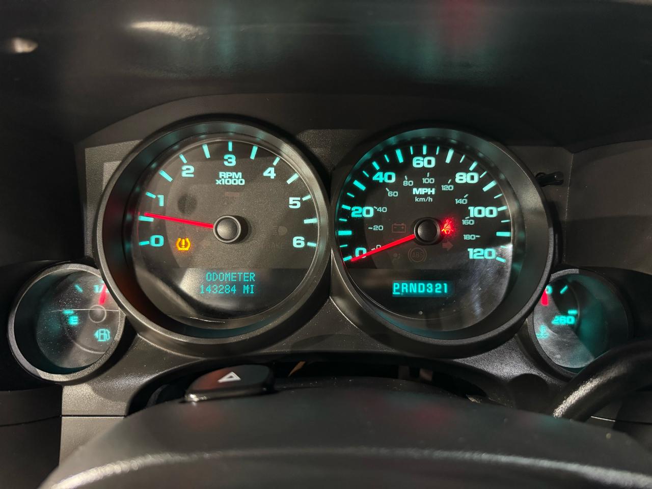 GMC Sierra 1500 2WD Reg Cab 119.0" Work Truck 2011