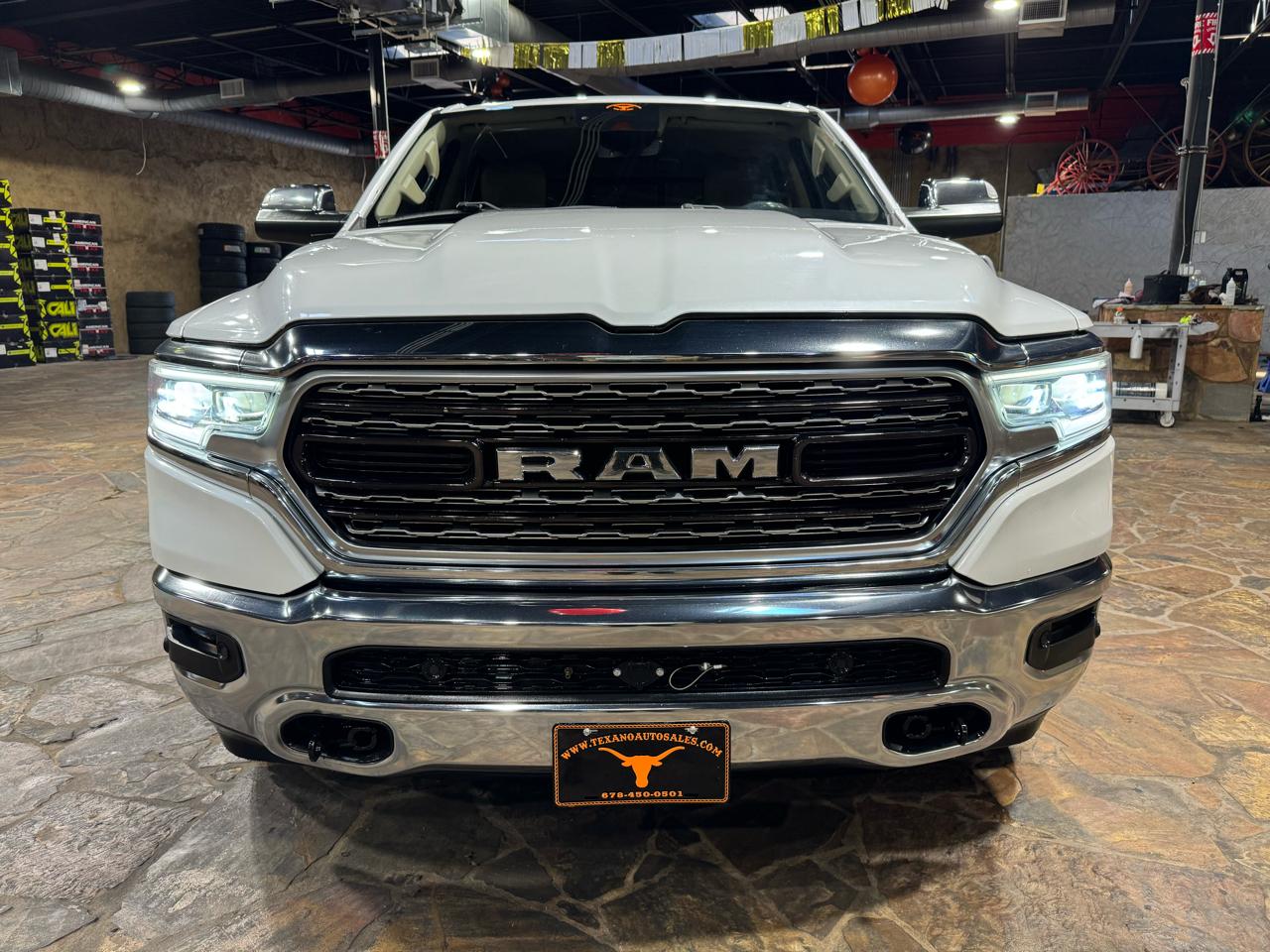 RAM 1500 Limited 4x4 Crew Cab 5'7" Box 2019