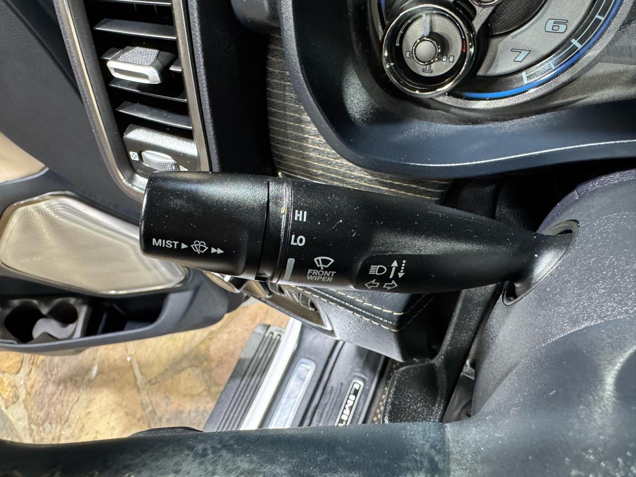 RAM 1500 Limited 4x4 Crew Cab 5'7" Box 2019