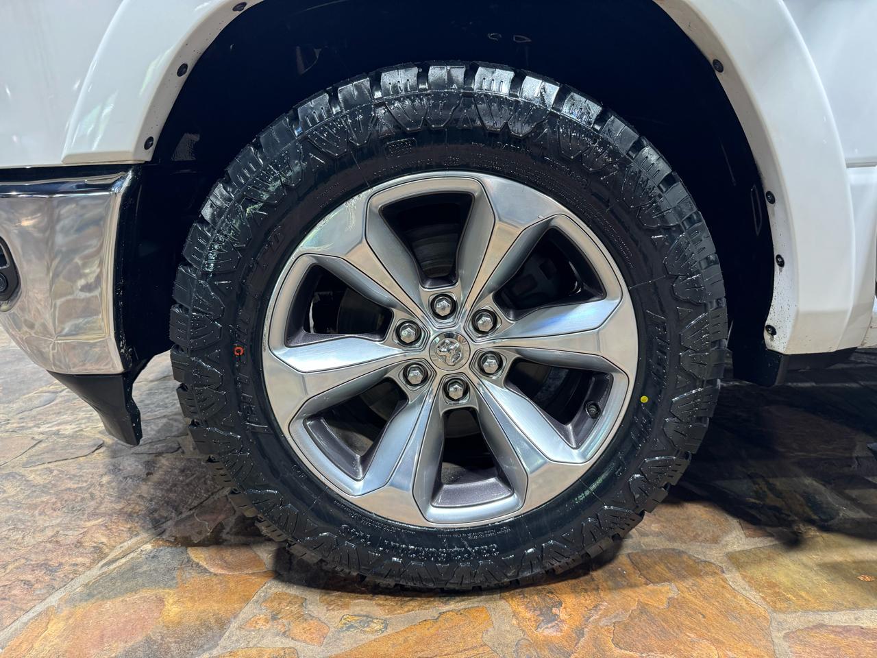 RAM 1500 Limited 4x4 Crew Cab 5'7" Box 2019