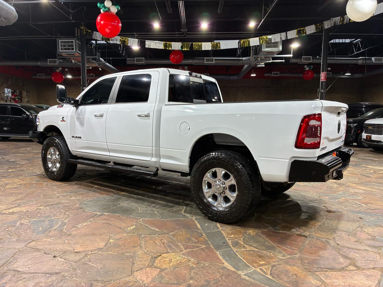 RAM 2500 Big Horn 4x4 Crew Cab 6'4" Box 2020