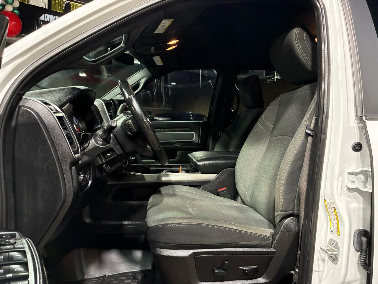 RAM 2500 Big Horn 4x4 Crew Cab 6'4" Box 2020