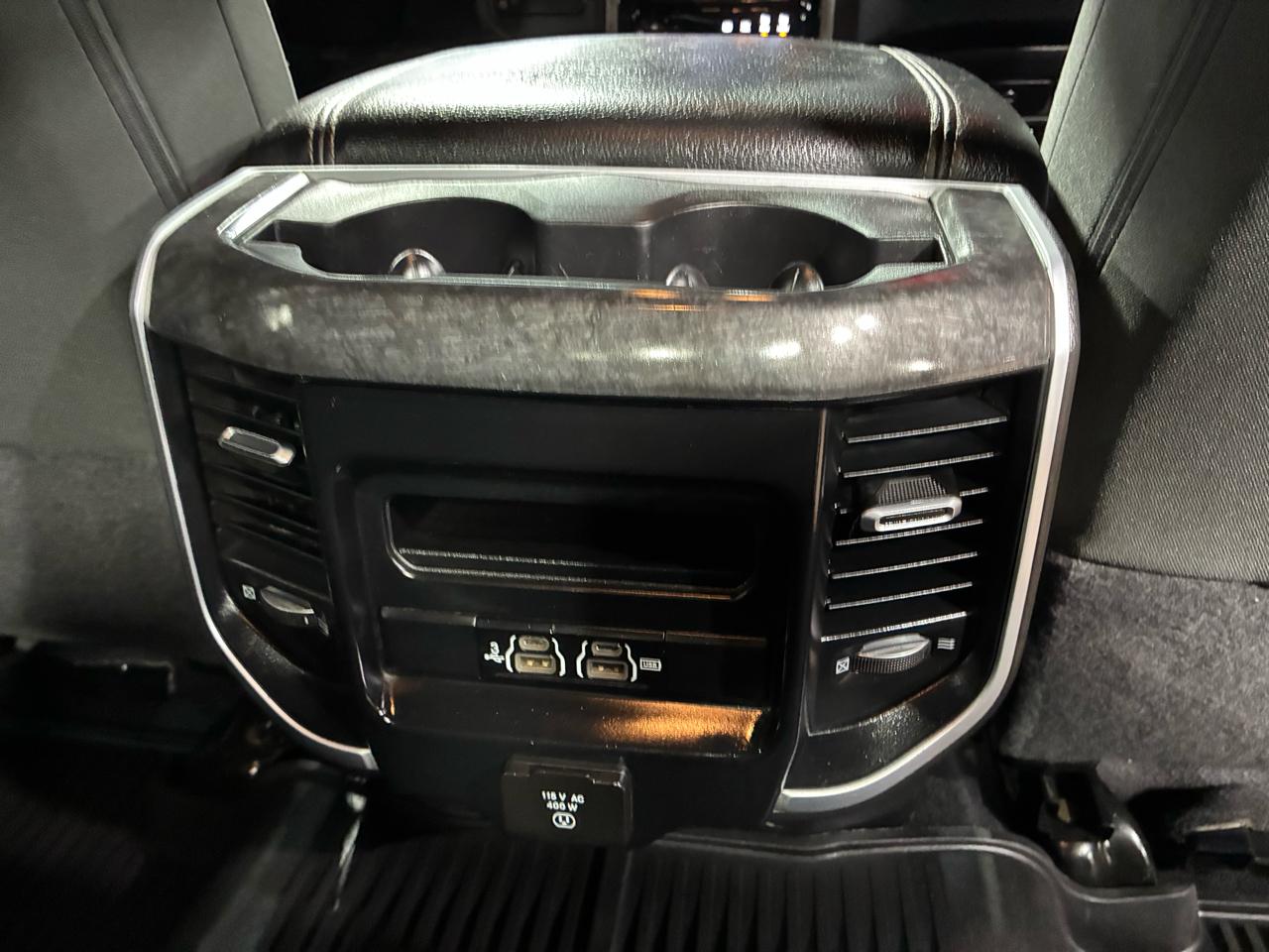 RAM 2500 Big Horn 4x4 Crew Cab 6'4" Box 2020