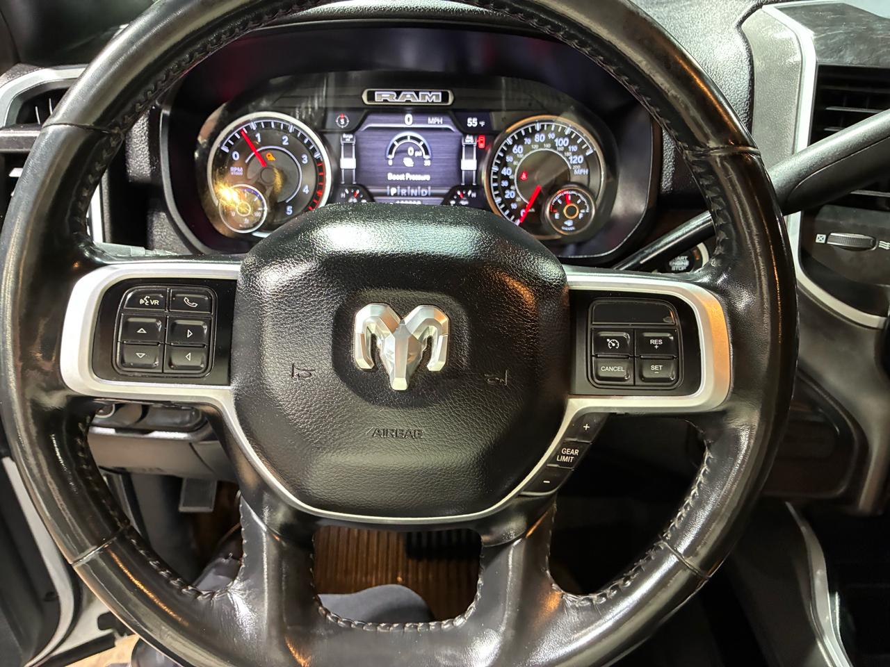 RAM 2500 Big Horn 4x4 Crew Cab 6'4" Box 2020