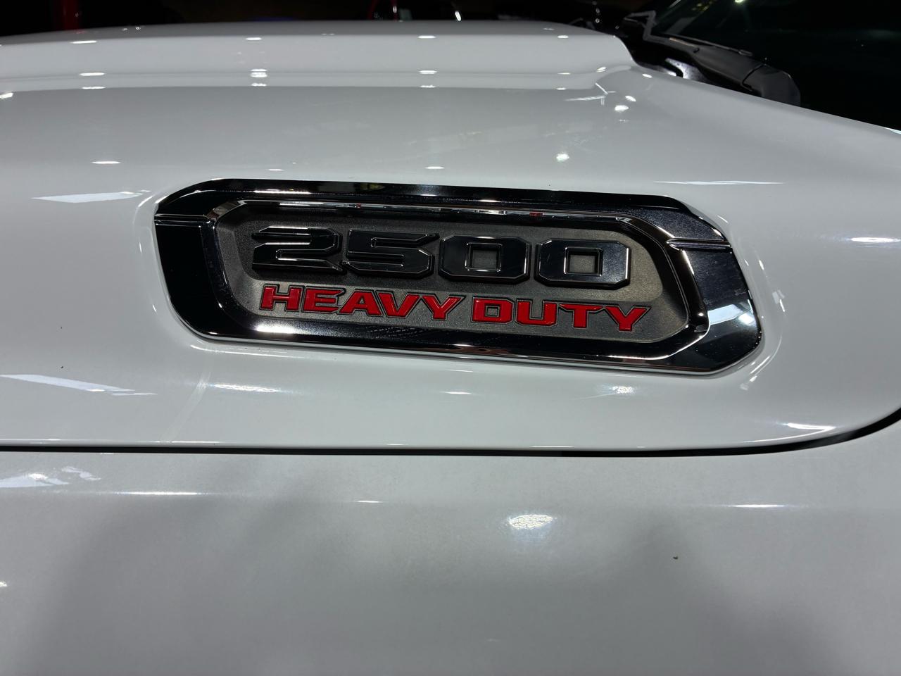 RAM 2500 Big Horn 4x4 Crew Cab 6'4" Box 2020