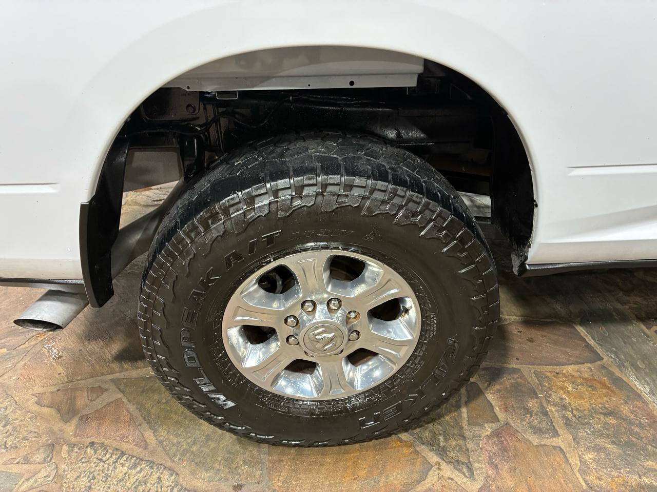 RAM 2500 Big Horn 4x4 Crew Cab 6'4" Box 2020