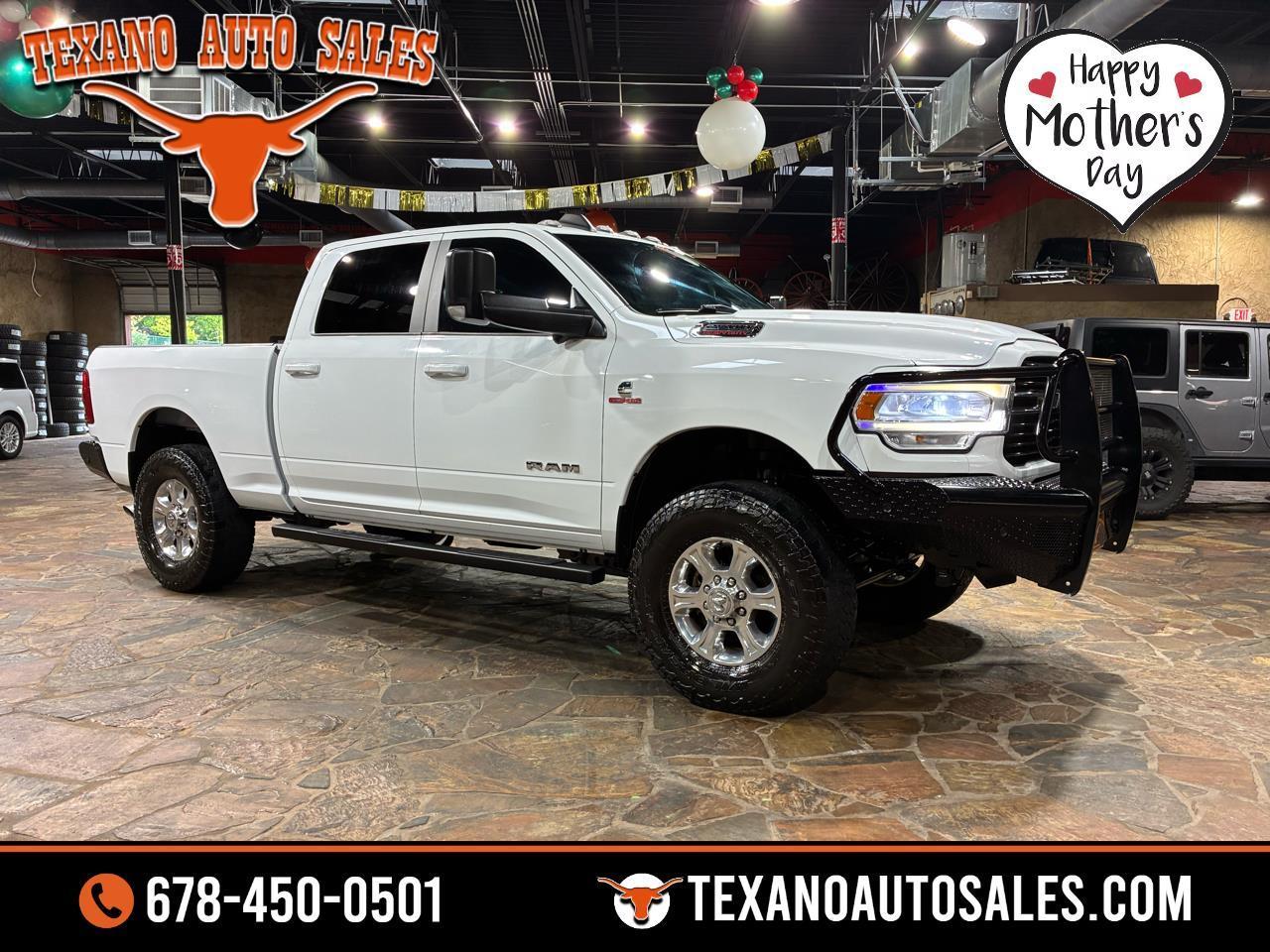 RAM 2500 Big Horn 4x4 Crew Cab 6'4" Box 2020