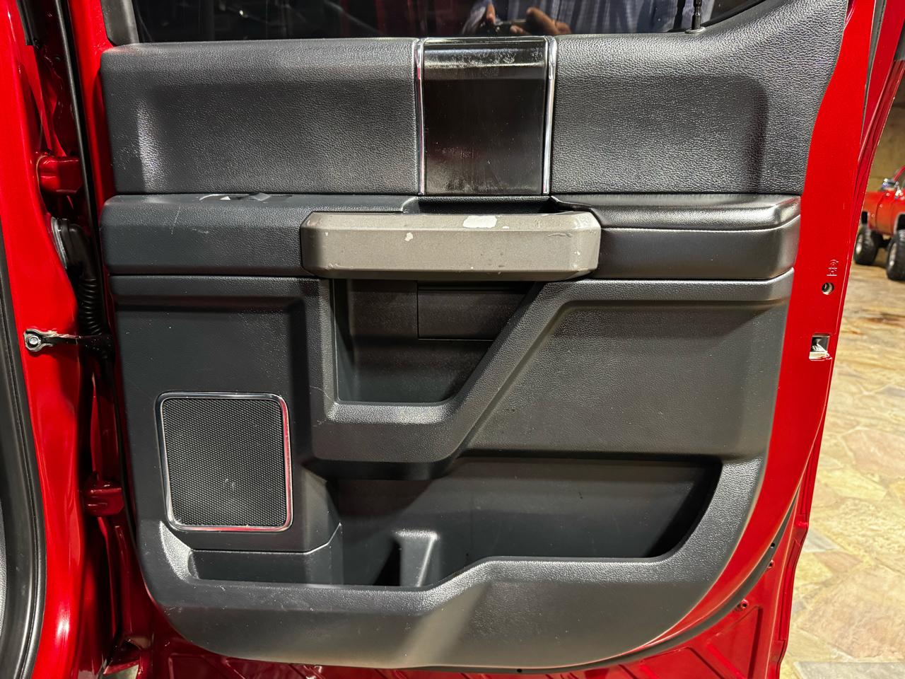 Ford F-150 Platinum SuperCrew 4WD 2019