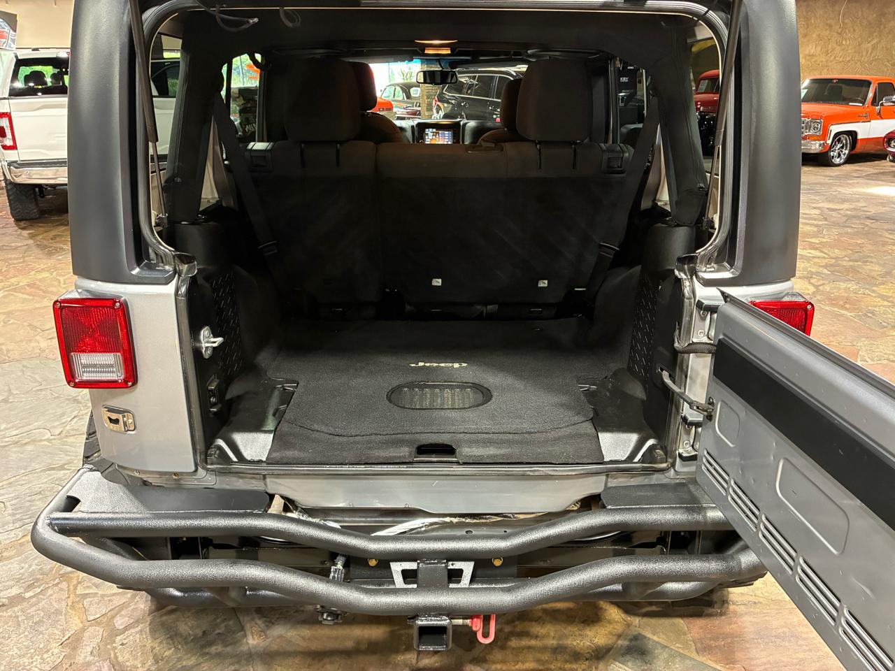 Jeep Wrangler Unlimited 4WD 4dr Willys Wheeler 2015