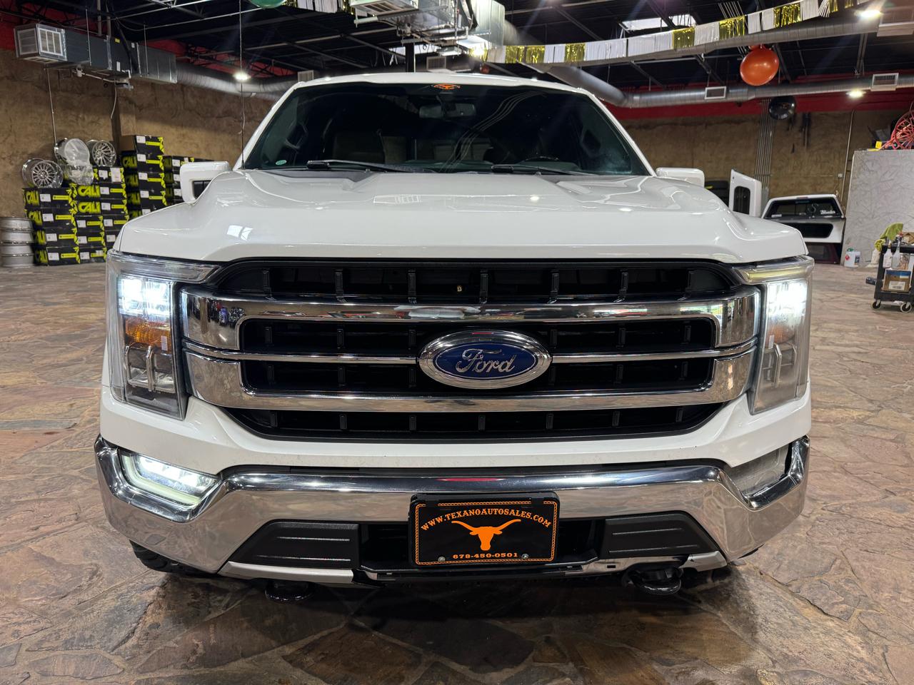 Ford F-150 4WD SuperCrew 157" Lariat w/HD Payload Pkg 2021