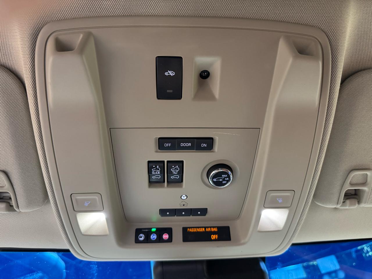 Cadillac Escalade ESV 4WD 4dr Luxury 2018