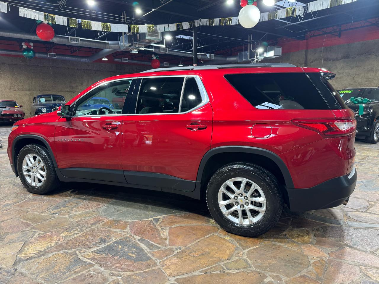 Chevrolet Traverse FWD 4dr LT Cloth w/1LT 2020