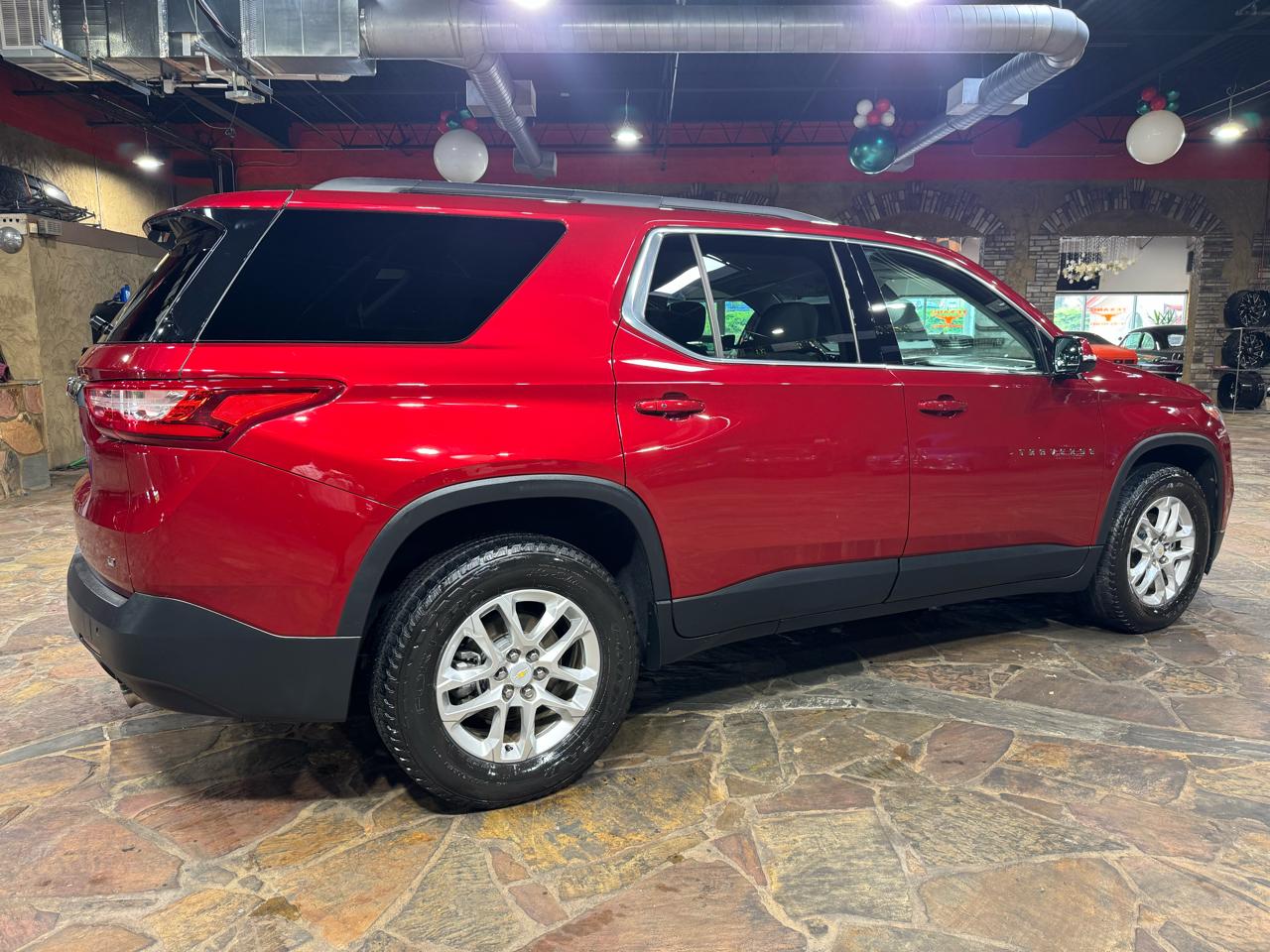 Chevrolet Traverse FWD 4dr LT Cloth w/1LT 2020