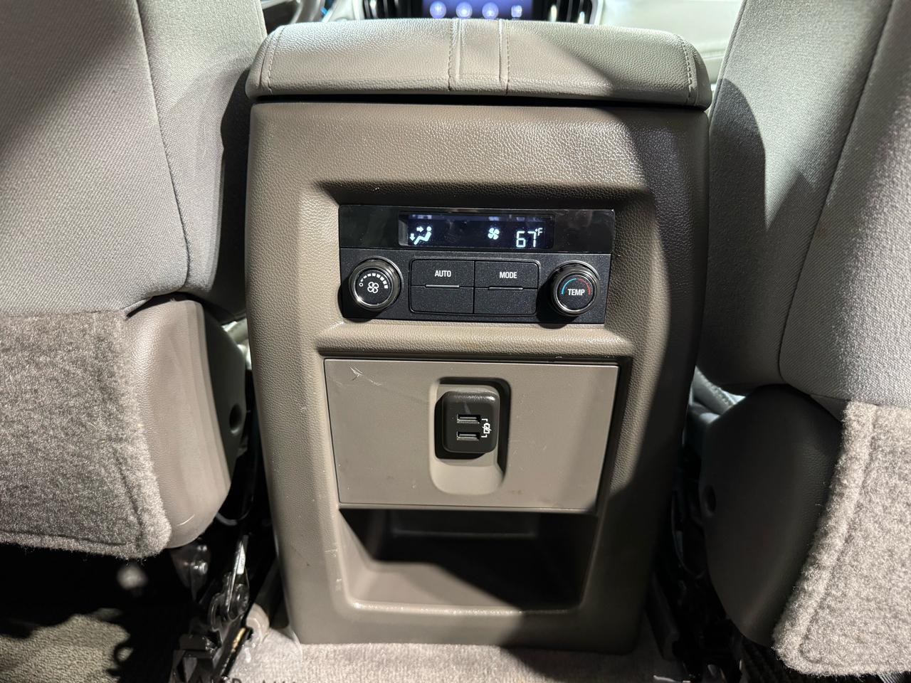 Chevrolet Traverse FWD 4dr LT Cloth w/1LT 2020