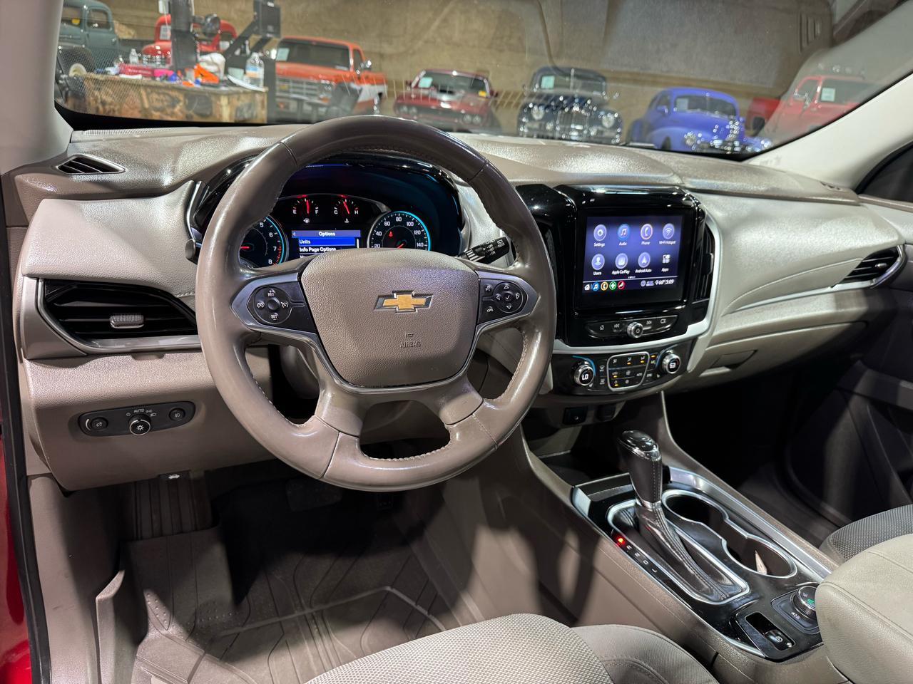 Chevrolet Traverse FWD 4dr LT Cloth w/1LT 2020