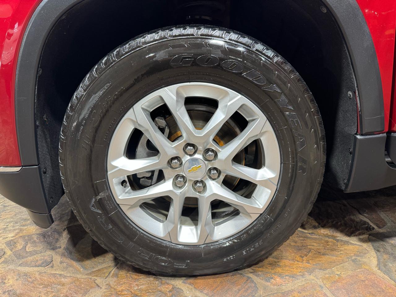 Chevrolet Traverse FWD 4dr LT Cloth w/1LT 2020